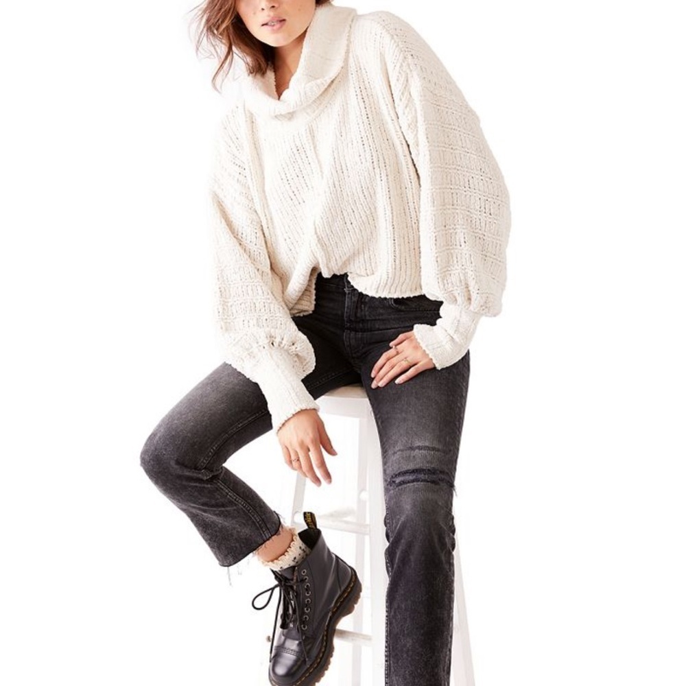 Free People Be Yours Pullover Sweater in Vanilla Bean